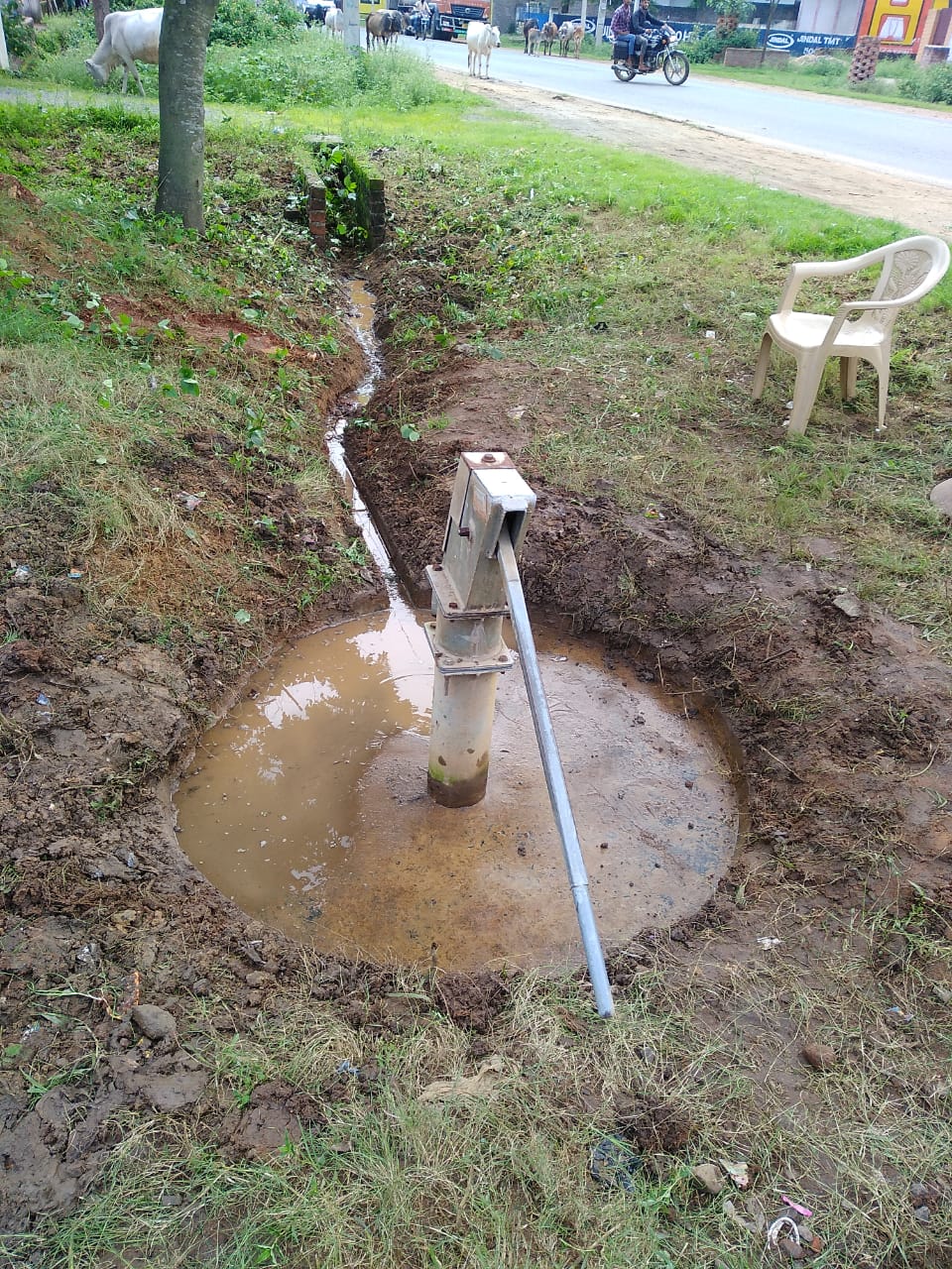 Handpump Cleaning (Covid-19 Relief Work) photo 6