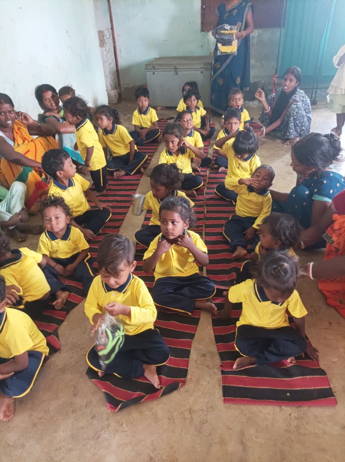 Dress Distribution at Five Balbadi Centres photo 3